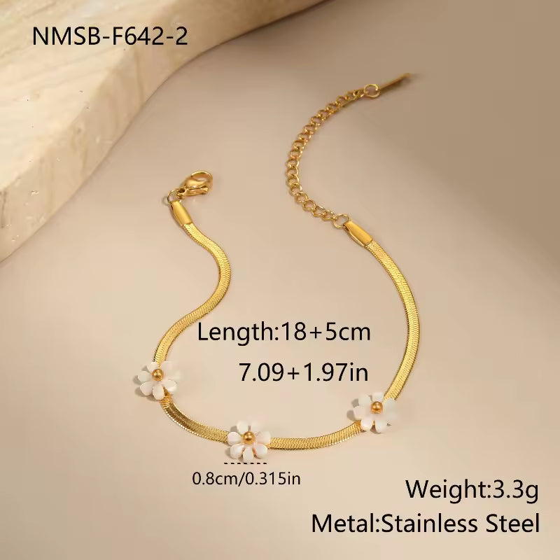 Daisy Flower Herringbone Necklace Stainless Steel Shell Bead Small Chrysanthemum Chain Minimalist Summer Floral Jewelry For Gift